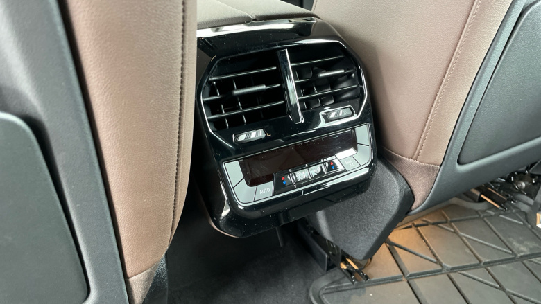 BMW iX 240kW xDrive40 M Sport 76.6kWh 5dr Auto Electric Estate